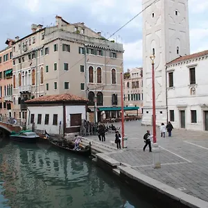 San Firmino Canal View 2*, Veneza Itália